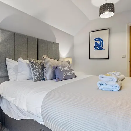 Pass The Keys No. 5 - Chestnut Holiday home *